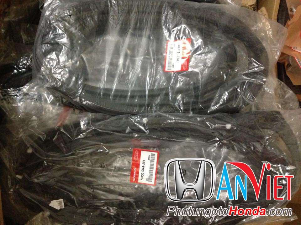 gioang kinh chan gio honda civic